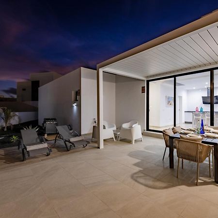 Casahost Fontaine Bleue Villa Tías Екстериор снимка